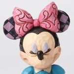 Jim Shore Disney Traditions – Minnie Mouse with Heart Mini Figurine