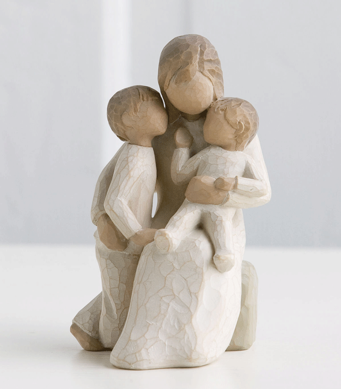 Willow Tree - Quietly Figurine - Quietly encircled by love