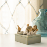 Willow Tree Friends Forever Keepsake Box
